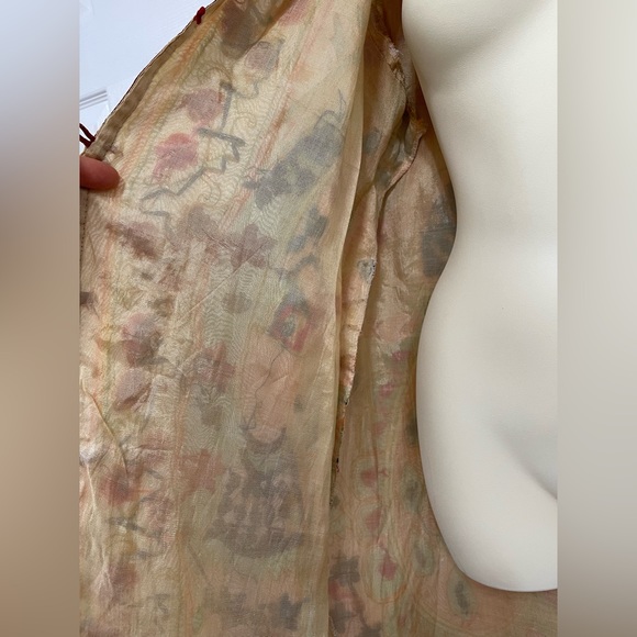 This jacket is handmade  of vintage embroidered fabric from the 70's so unique - Picture 7 of 11